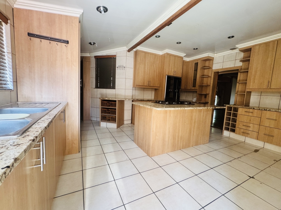 To Let 3 Bedroom Property for Rent in Irene Park North West